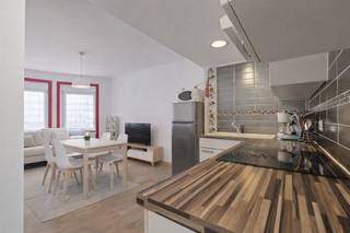 [[ DIT PAND NEEMT DEEL AAN DE ERA OPEN HUIZEN DAG OP 14/3 VAN 14:30 TOT 15:30 ]]De Panne: instapklaar gemeubeld appartement op 300 m van het strand –...