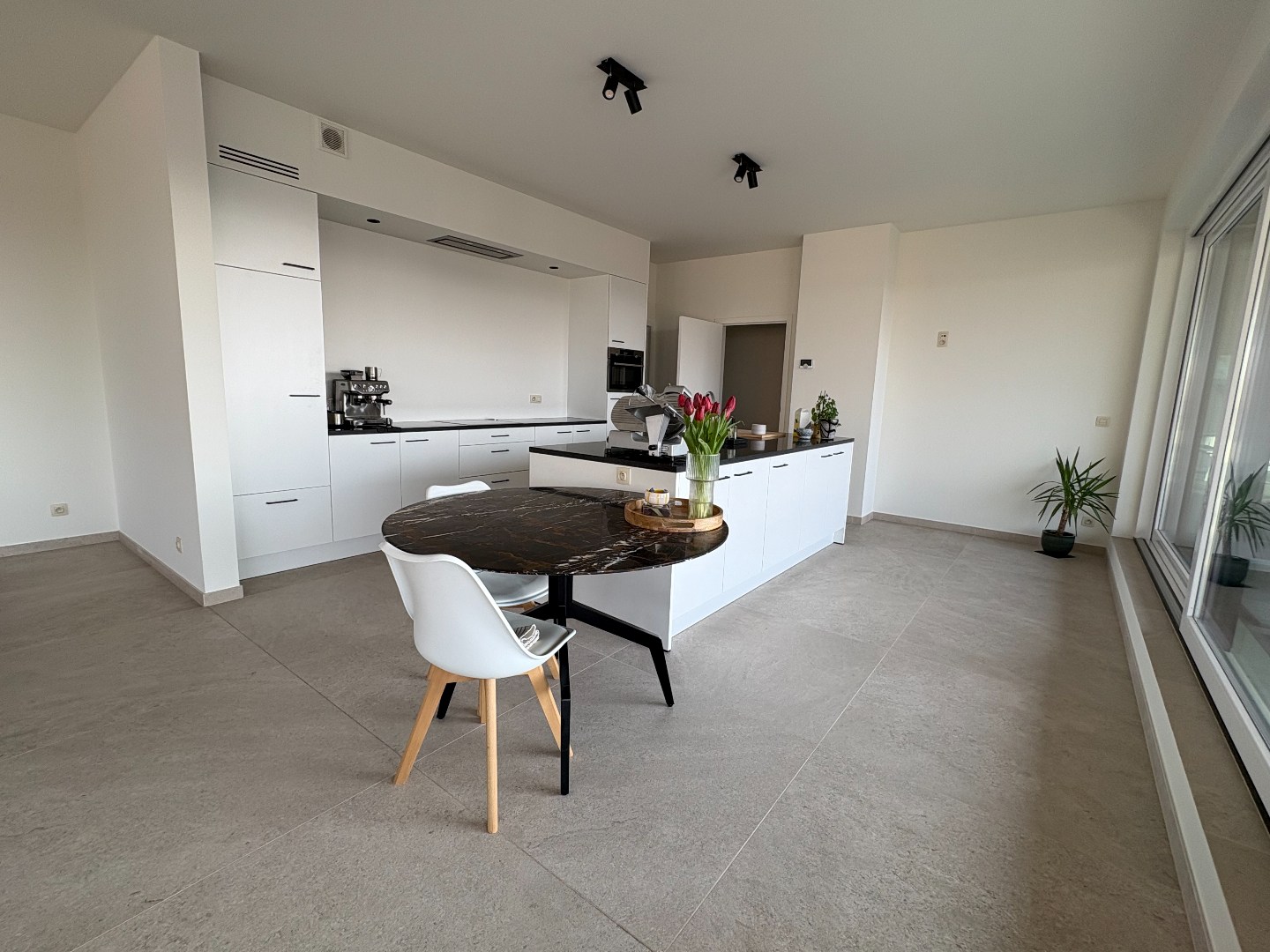 Exclusief appartement op topligging met twee slaapkamers en ruim terras - foto 5