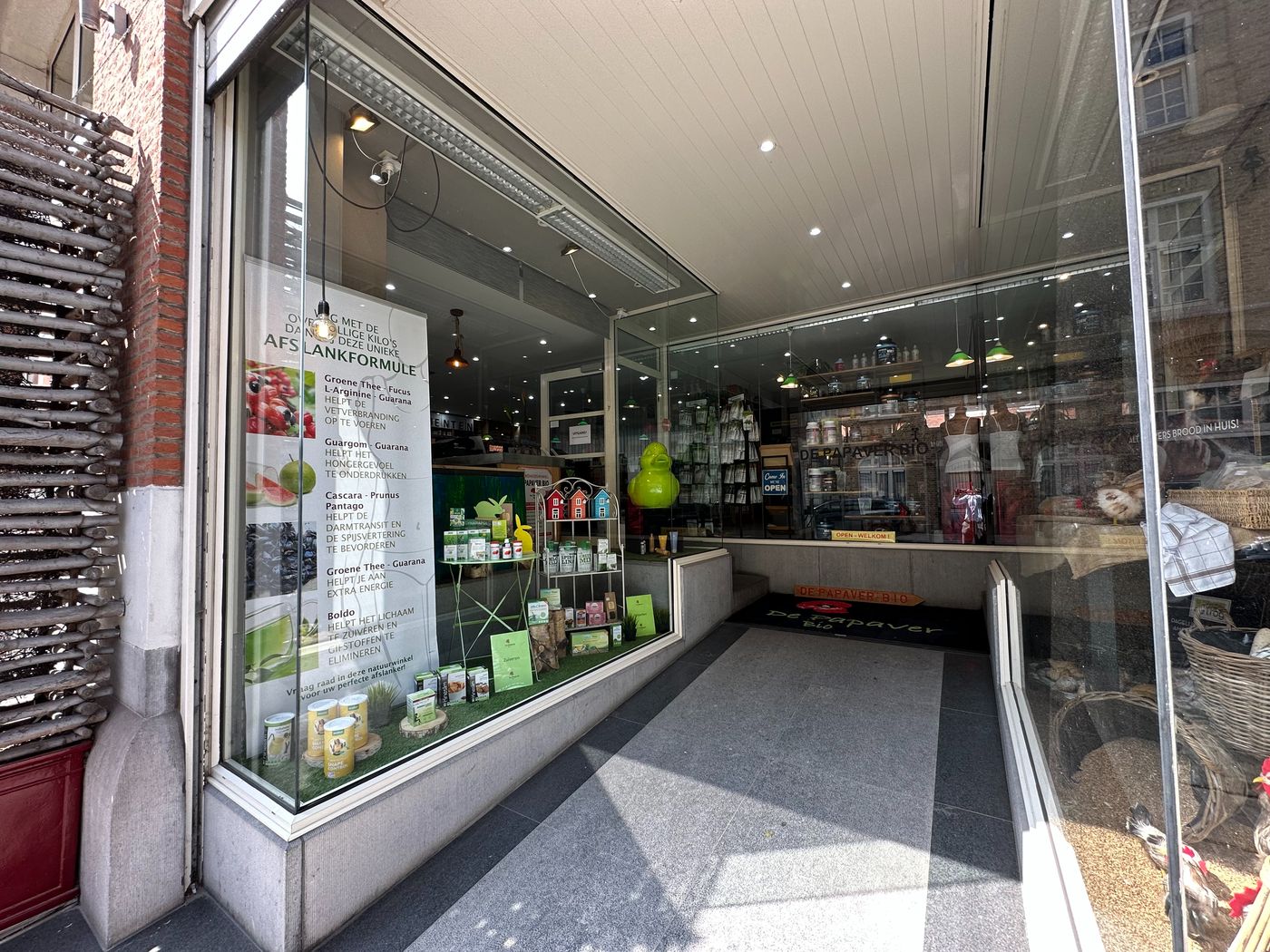 377 m² VERHUURD handelspand, toplocatie in centrum Ieper - foto 2