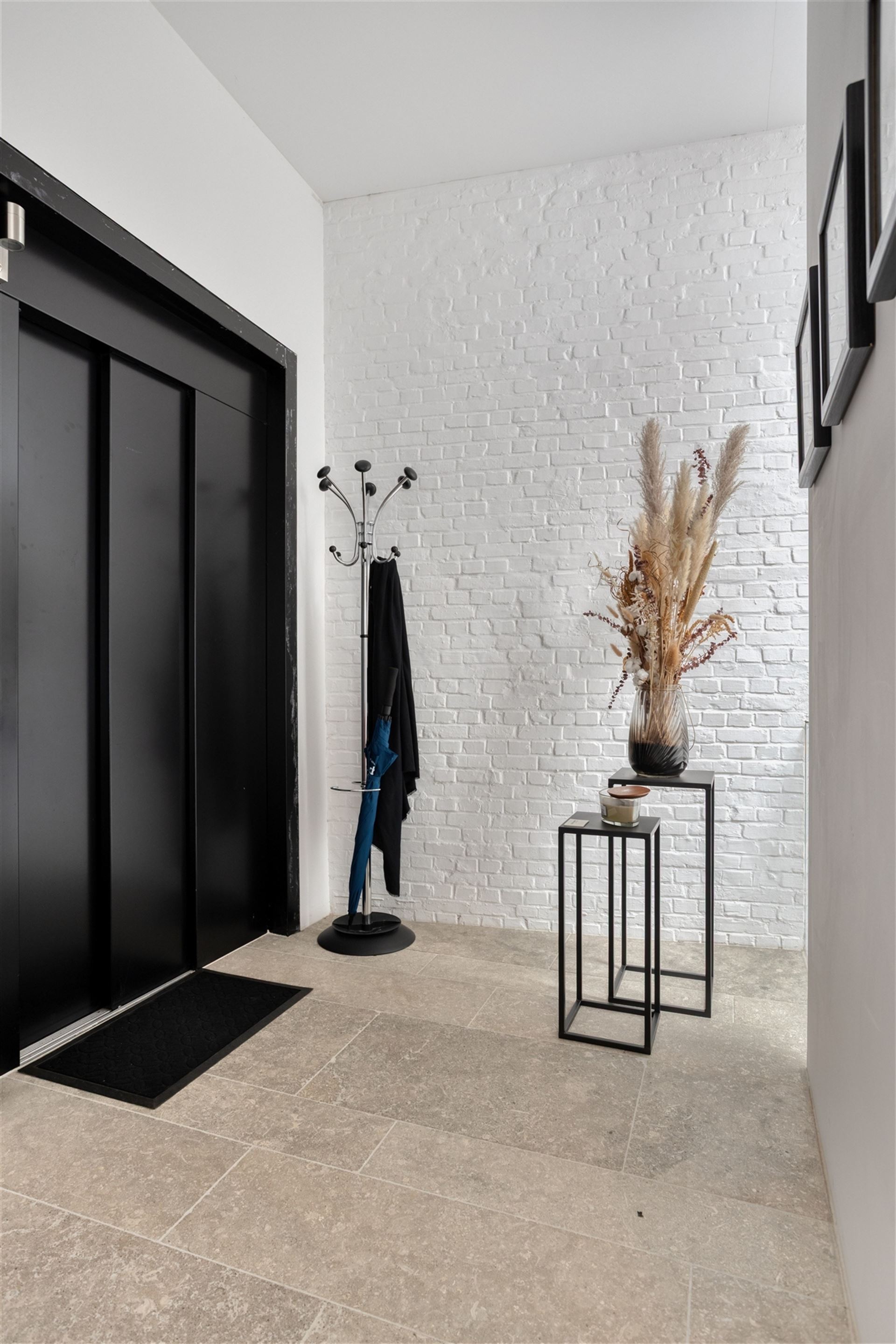 Commercial for rent in Antwerp - photo 3