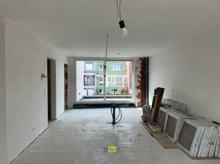 Ruim en lichtrijk duplex appartement met 2 slaapkamers in LierDit moderne duplex appartement maakt deel uit van een kleinschalig nieuwbouwproject en...