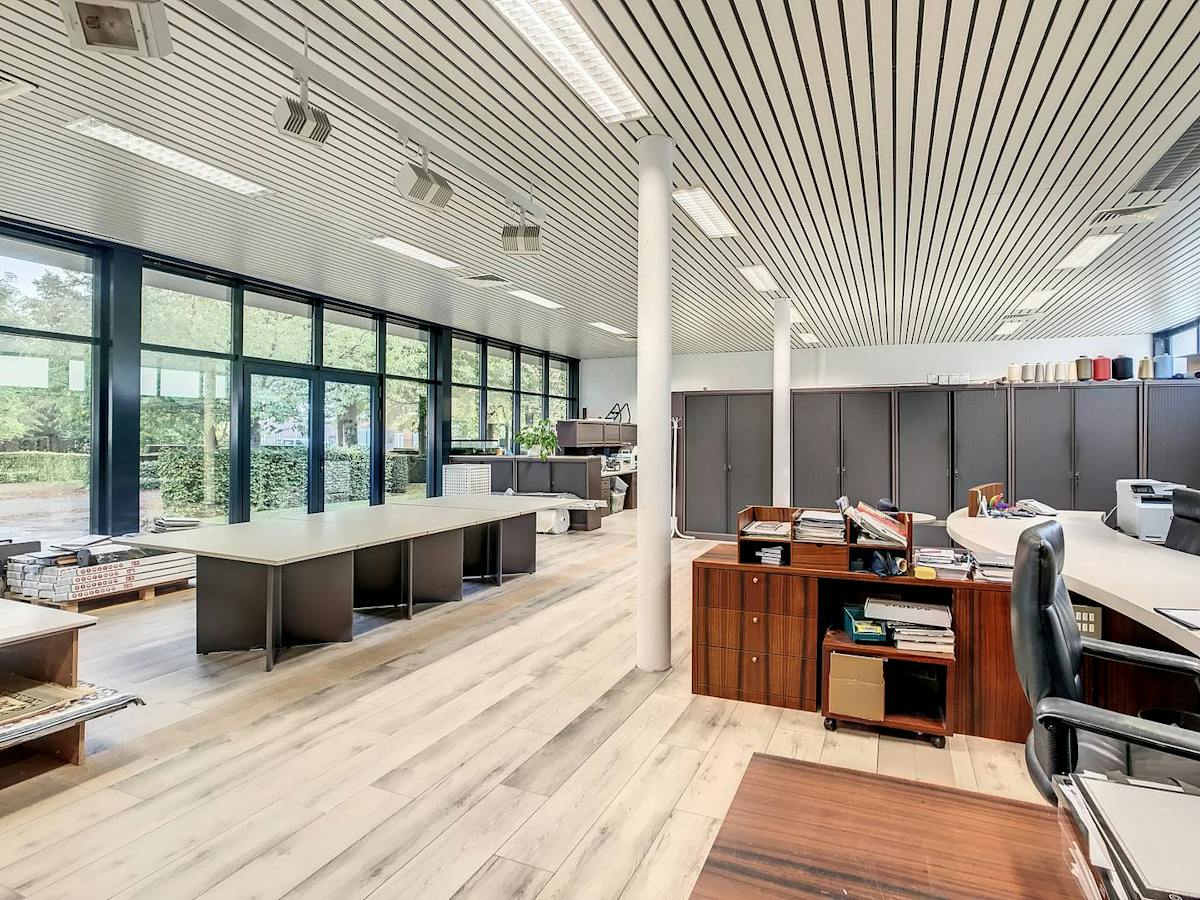 Office/multipurpose space for rent in Beveren-Leie - photo 4