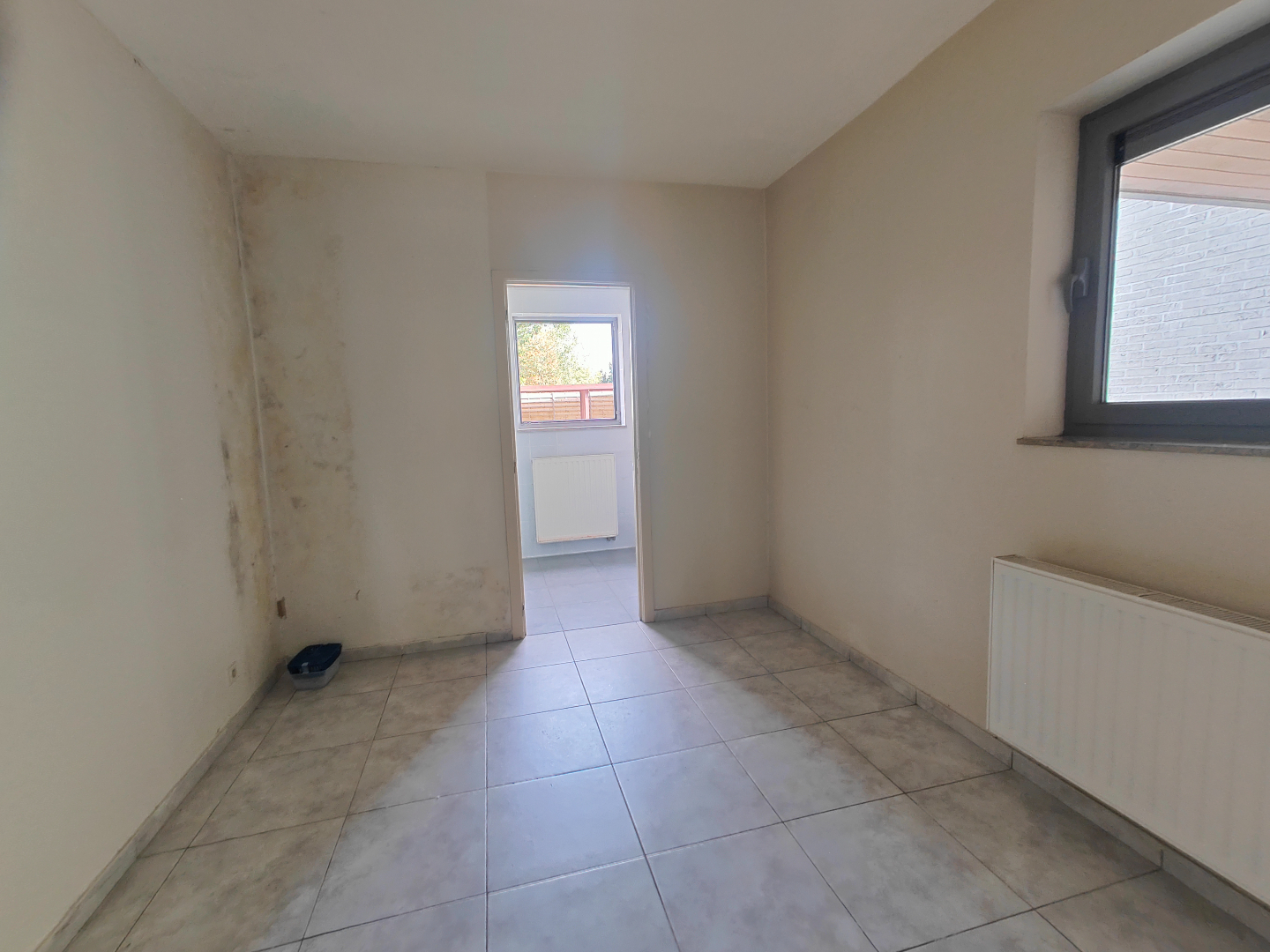 Gezellig 1-slaapkamerappartement te huur in centrum Koolskamp! - foto 5