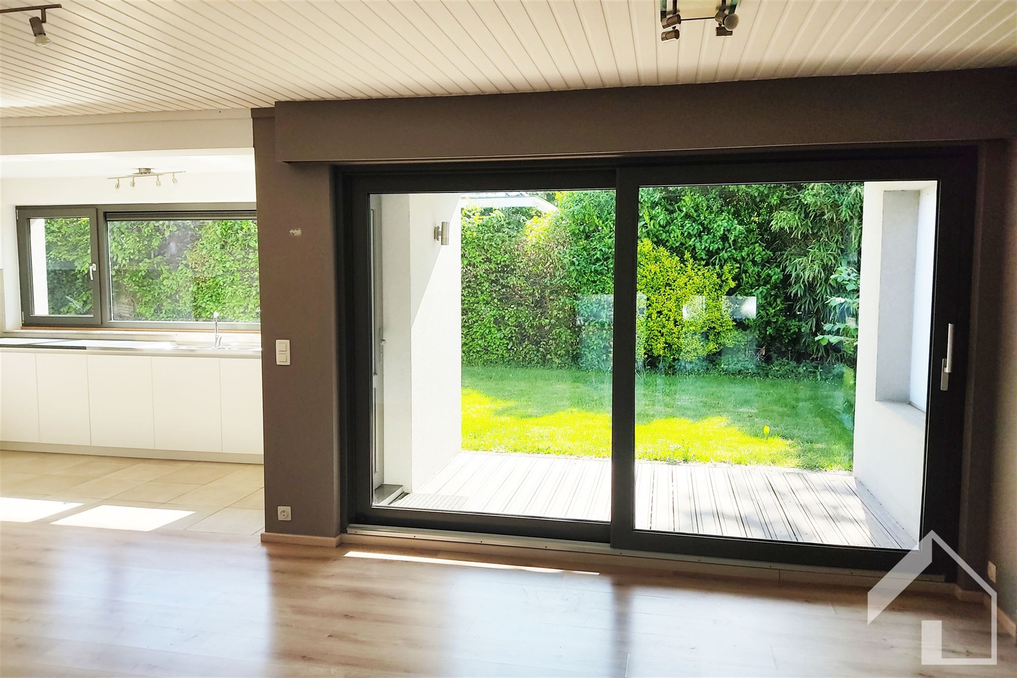 Maison - photo 4