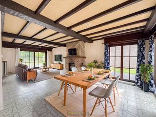 <h3> </h3>
TE RENOVEREN BUNGALOW op een MOOI PERCEEL van 1082 m² te OUDENAARDE. Deze woning vormt, mits renovatie, de IDEALE GEZINSWONING en is dankzij haar 3 SLAAPKAMERS op het gelijkvloers uitermate geschikt voor wie GELIJKVLOERS wil WONEN. De CENTRALE LIGGING biedt een UITSTEKENDE BEREIKBAARHEID met winkels, scholen en openbaar vervoer in de nabije omgeving. Daarnaast beschikt het pand over een ruime zolder met UITBREIDINGSMOGELIJKHEDEN.<br />Op het gelijkvloers betreedt u de inkomhal die toegang biedt tot de ruime woonkamer met aanpalende te renoveren keuken. Verder beschikt de woning over 3 slaapkamers, een te moderniseren badkamer, een praktische berging, een inpandige garage en een kelder. Een ruime zolder met mogelijkheden maakt deze woning compleet. <br />Buitenshuis geniet u van een grote zonnige tuin en een ruime oprit met parkeergelegenheid voor meerdere wagens.<br /><br />Onmiddellijk beschikbaar! <br /><br />Adres: Doornikse heerweg 111 te Oudenaarde<br /><br />EPC: 549 kWh/m², G-score en P-score A, Renovatieverplichting van toepassing