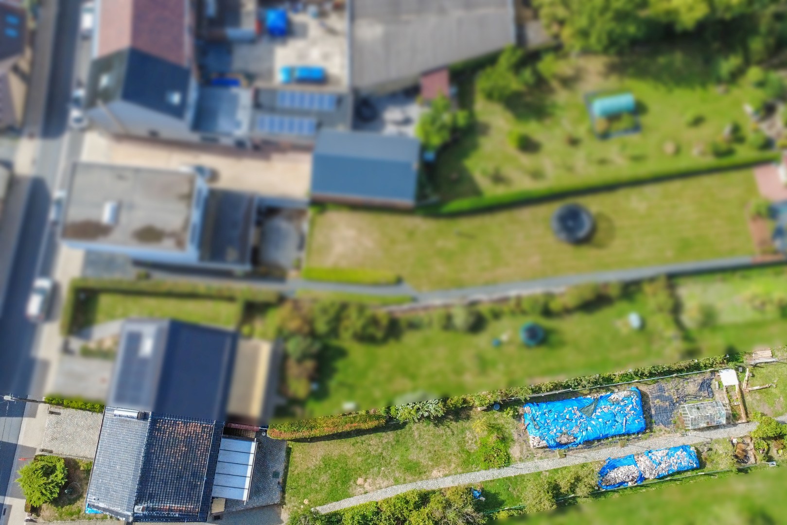 RUIME WONING MET 3 SLAAPKAMERS, GARAGE & TUIN ! - foto 3