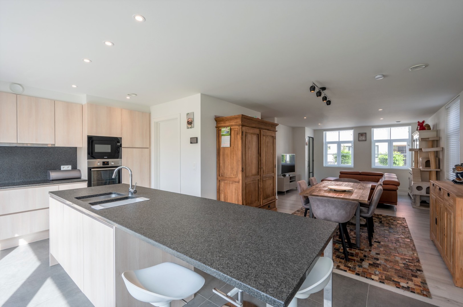 recente instapklare 3-gevelwoning te Moerkerke - photo 4