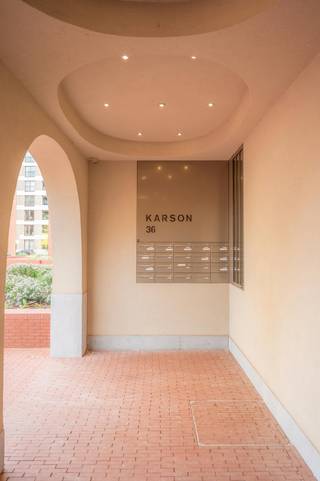 Bent u op zoek naar een instapklaar en energiezuinig appartement in de meest dynamische buurt van Brussel? Dit recent opgeleverde...