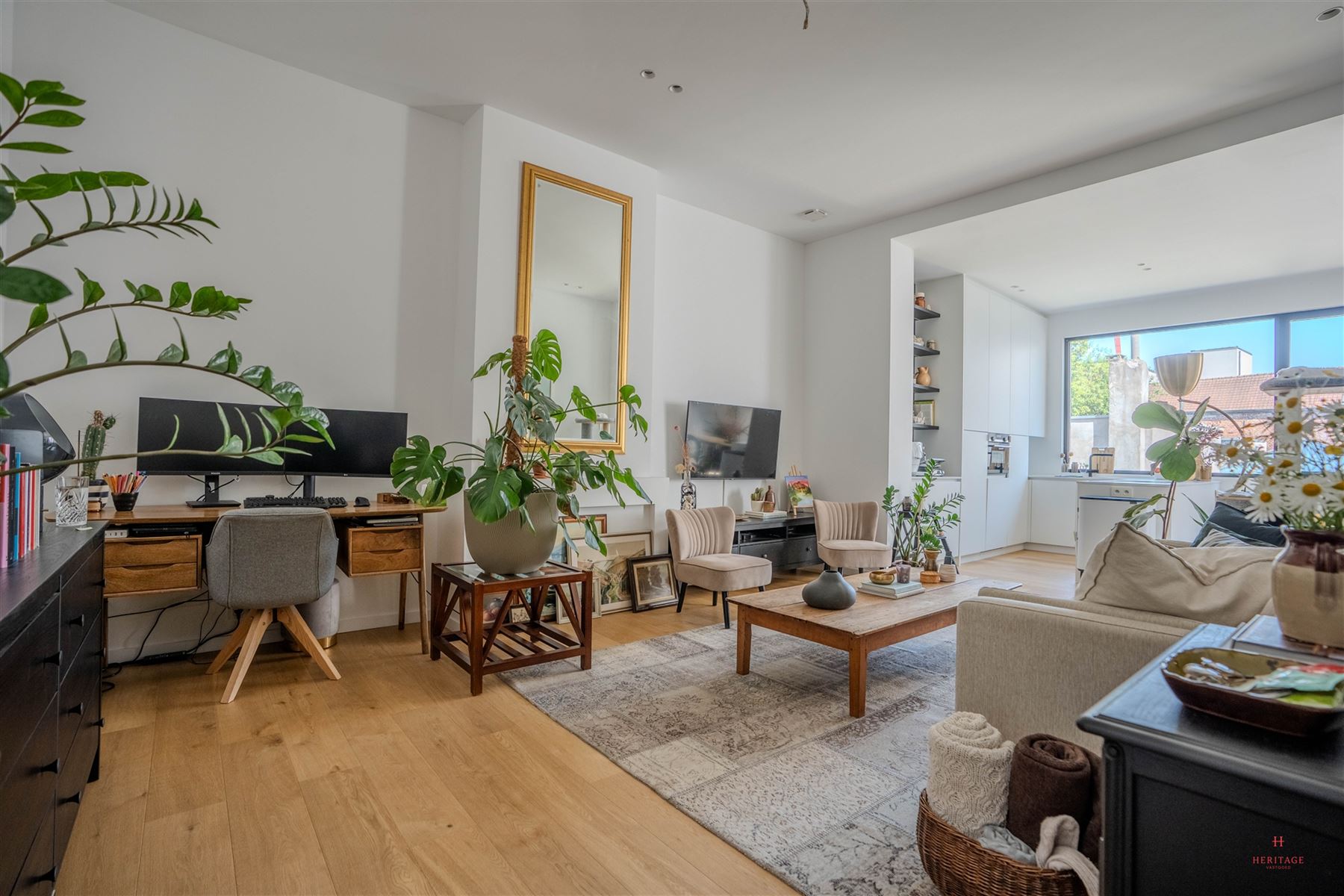 Apartment - photo 5