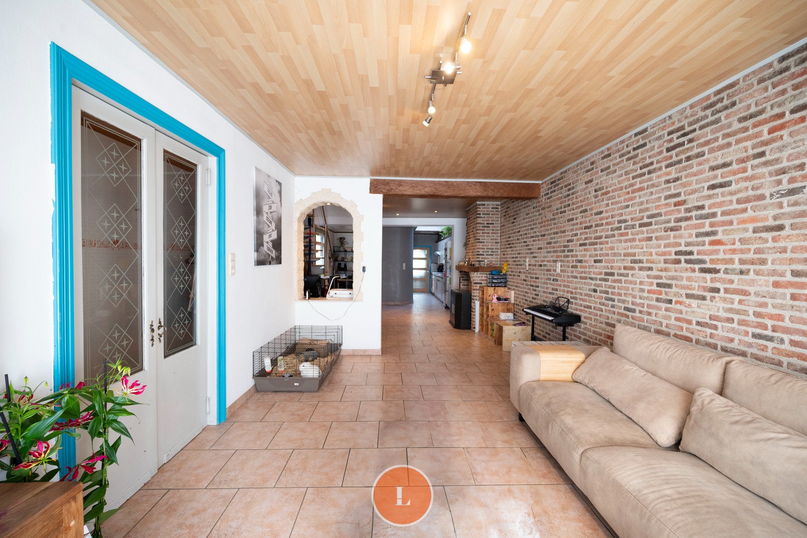 Te koop ruime half open woning met 5 slaapkamers en uitweg te Menen. - foto 5