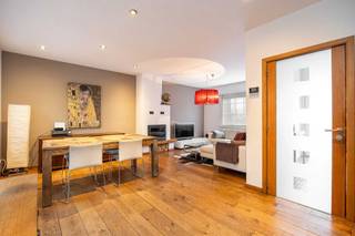 Instapklare woning op toplocatie in Boom!Deze verzorgde gesloten bebouwing is gelegen in een rustige zone 30 zonder doorgaand verkeer, vlak aan een...