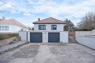 Présentation complète avec plans et vidéo dynamique: https://weinvest.be/fr-BE/property/for-sale/neerheylissem/house/139477A proximité de toutes les...