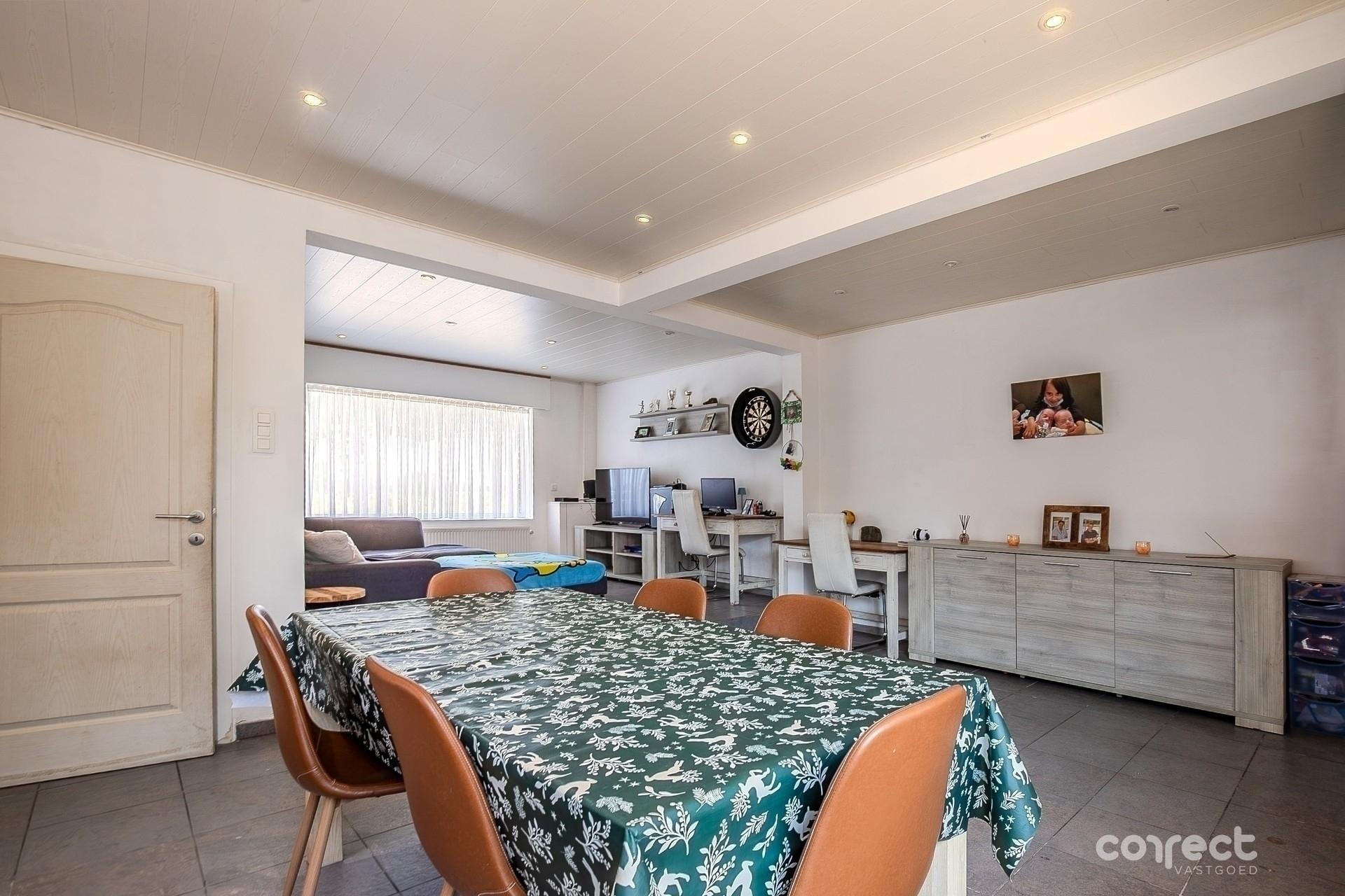Ruime woning met zuid-gerichte tuin. - foto 4