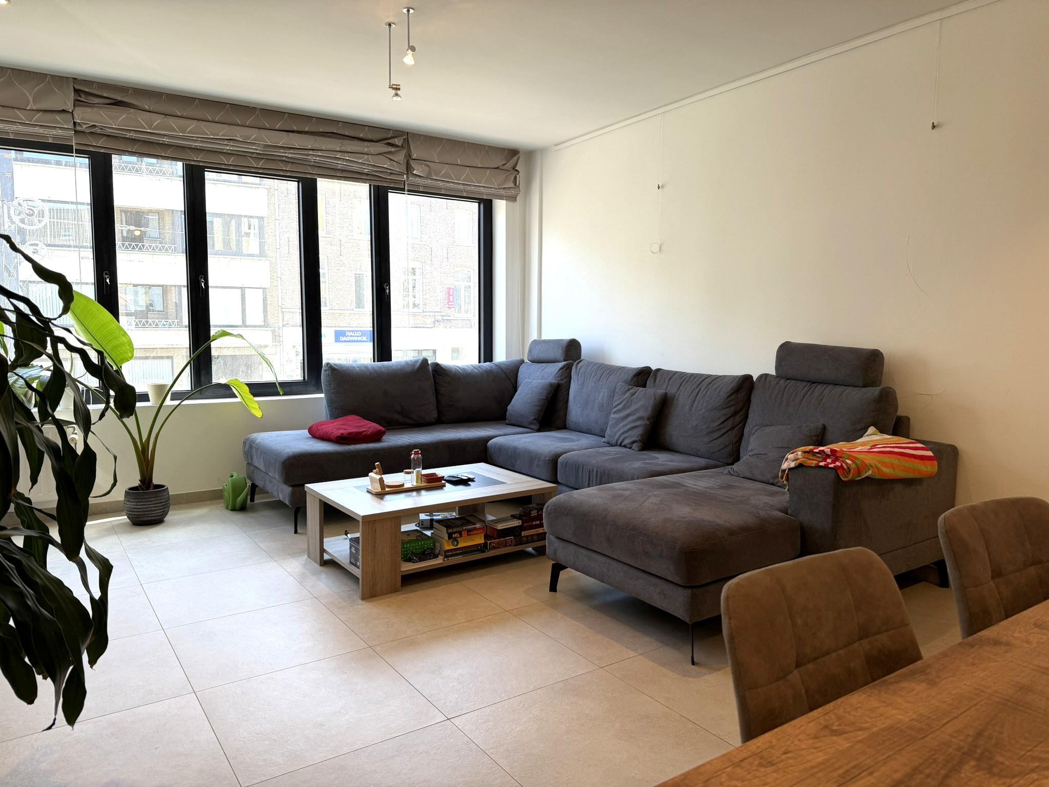 Woning met 3 slaapkamers en groot terras, in stationsbuurt! - foto 5