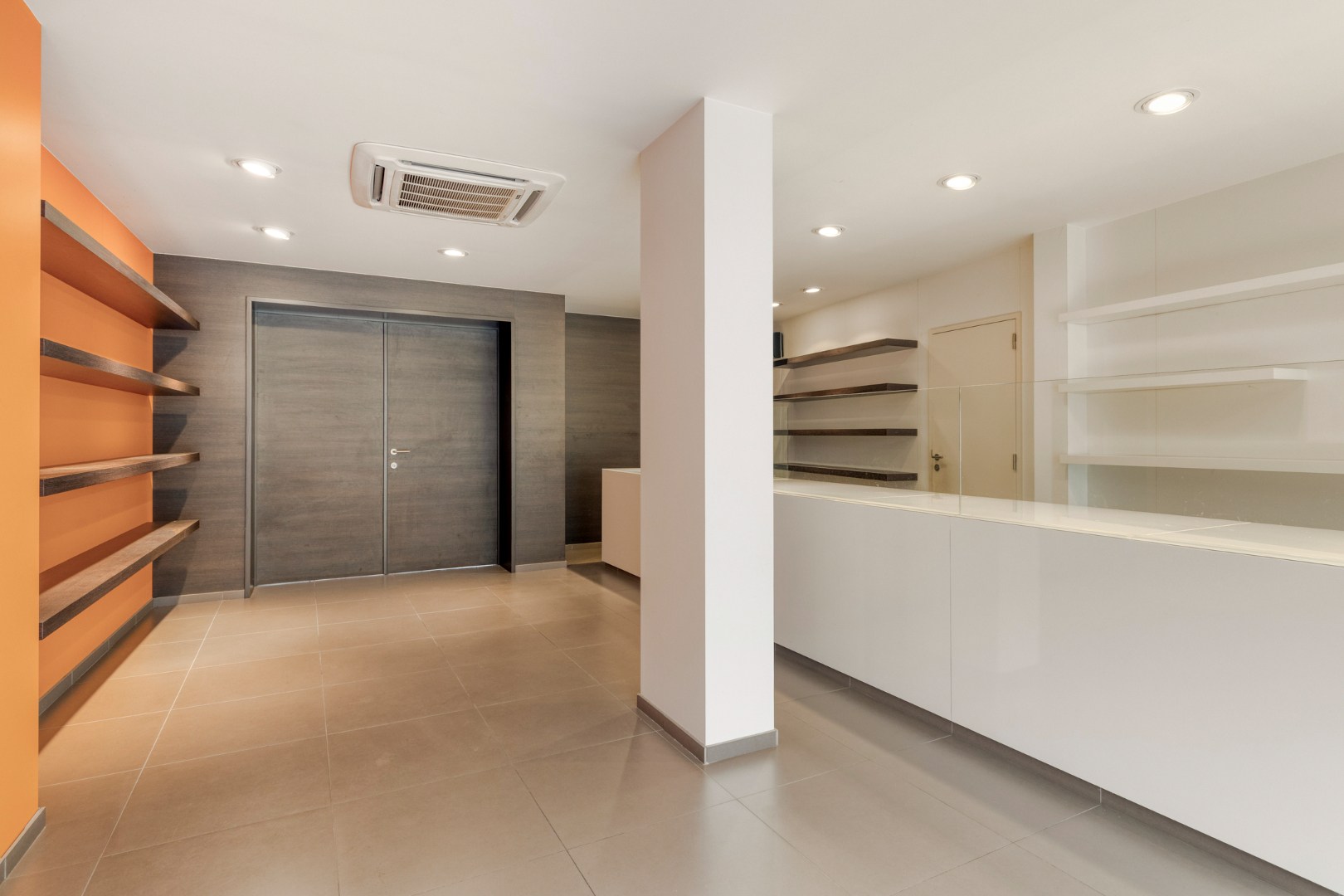 Super gelegen handelspand met garage in Heverlee! - totale oppervlakte +/- 280 m² + kelder - foto 2