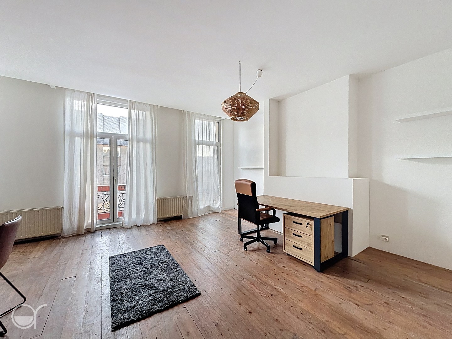 Ongemeubeld 1-slaapkamer appartement gelegen bij Sint-Pietersstation - foto 3