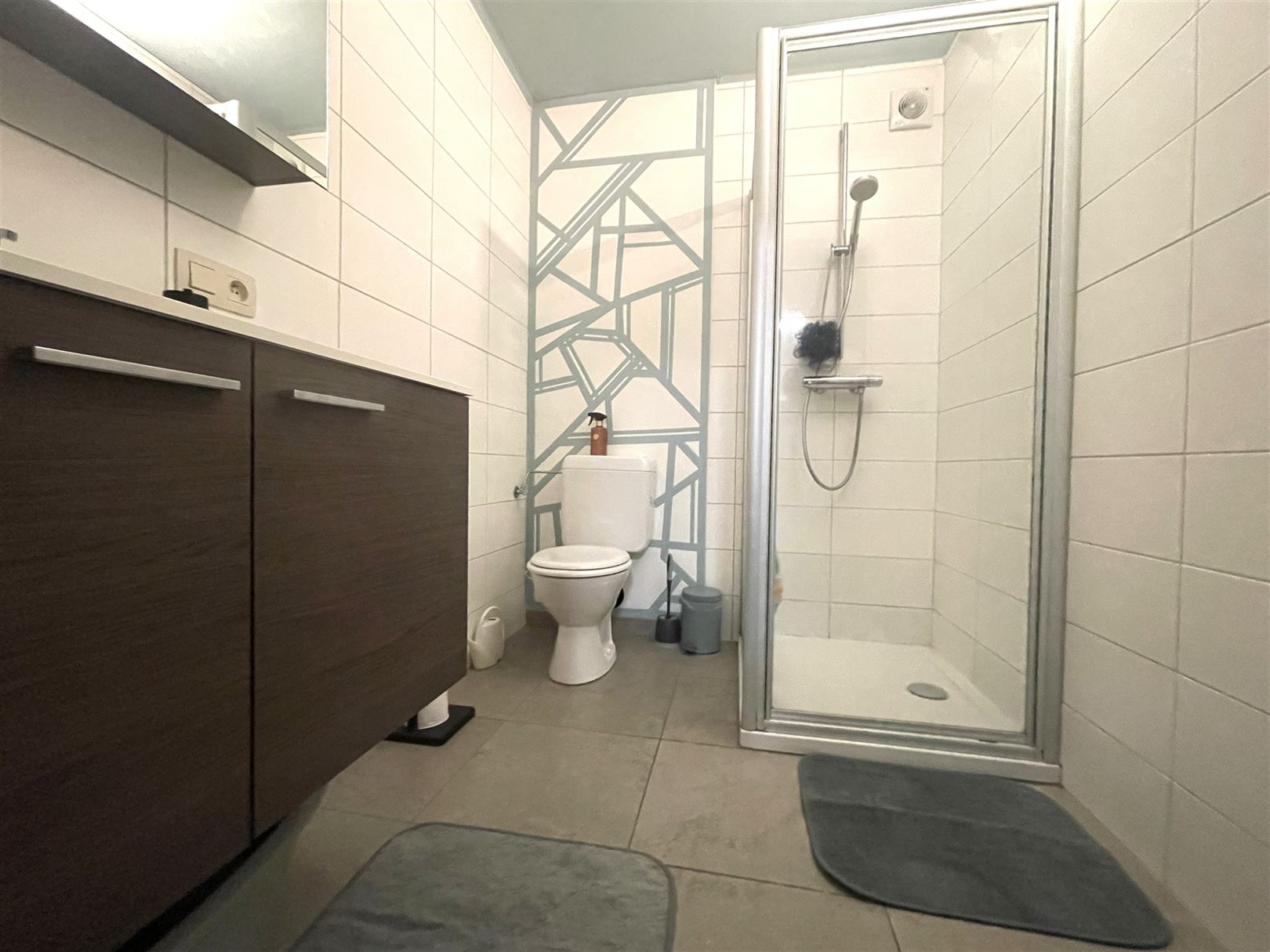 Gezellig en ruim gerenoveerd appartement op wandelafstand van station en centrum - foto 5