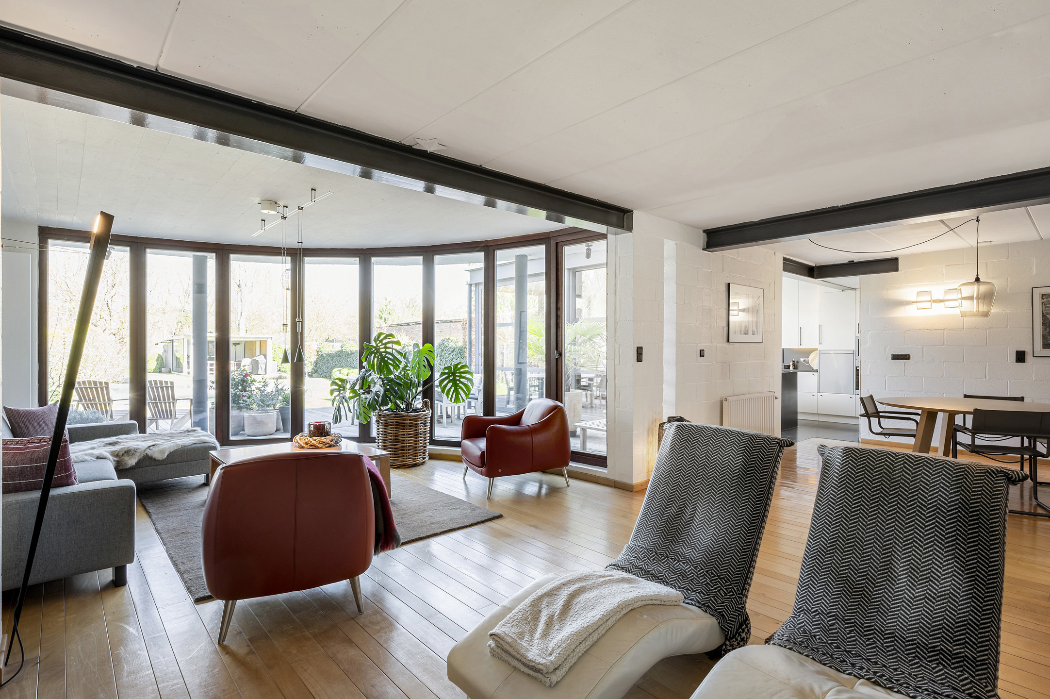 House for sale in Brasschaat with 5 bedrooms - photo 3