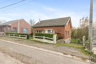 Te koop: instapklare woning met dubbele en zuidgerichte tuinOp een rustige ligging, op enkele minuten van Ronse en met vlotte verbinding richting...