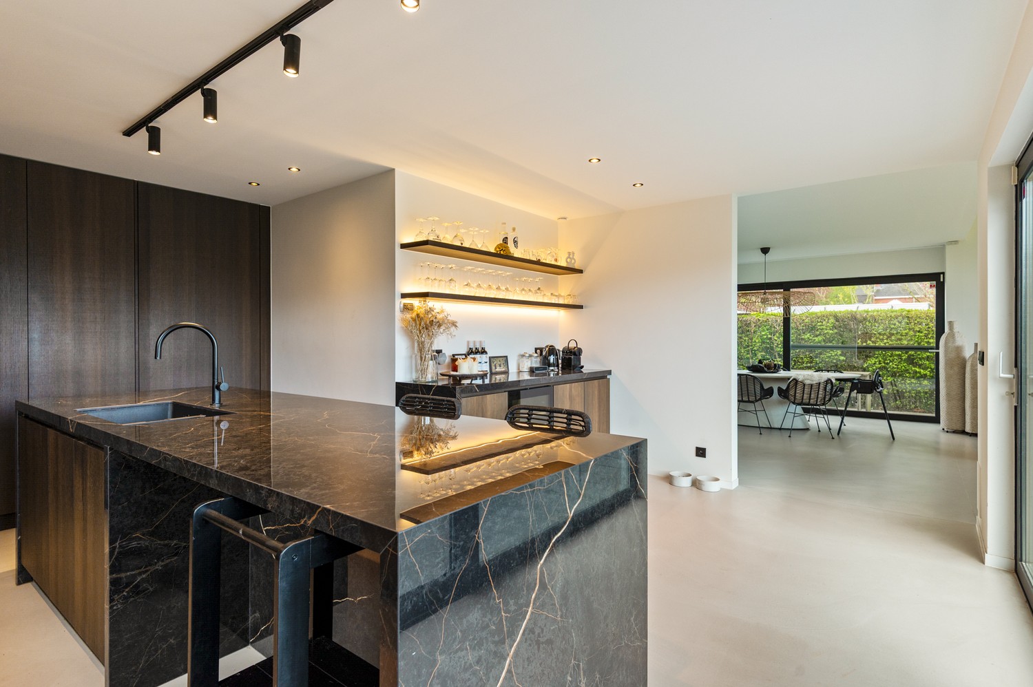 Ruime, exclusief afgewerkte woning met zwembad op Toplocatie te Berlaar - foto 3