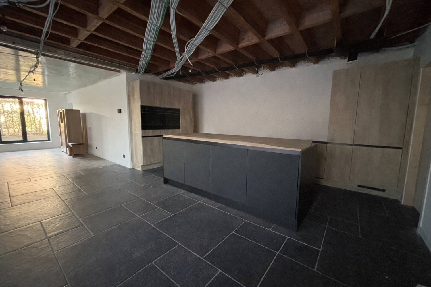 ENERGIEZUINIGE WONING op zeer rustige en landelijke locatie met 2 slaapkamers en inpandige garage - foto 5