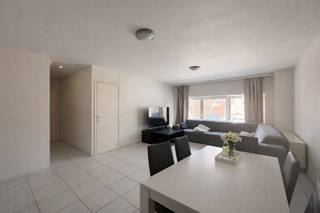 Dit appartement is gelegen op de derde verdieping in residentie Jacob in de Sint-Jacobsstraat 16, Ieper. Het appartement is gelegen op een...