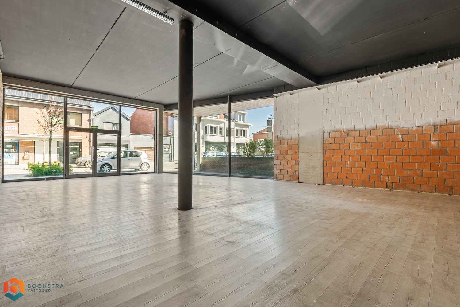 In te richten handelsgelijkvloers op toplocatie te Keerbergen - foto 4