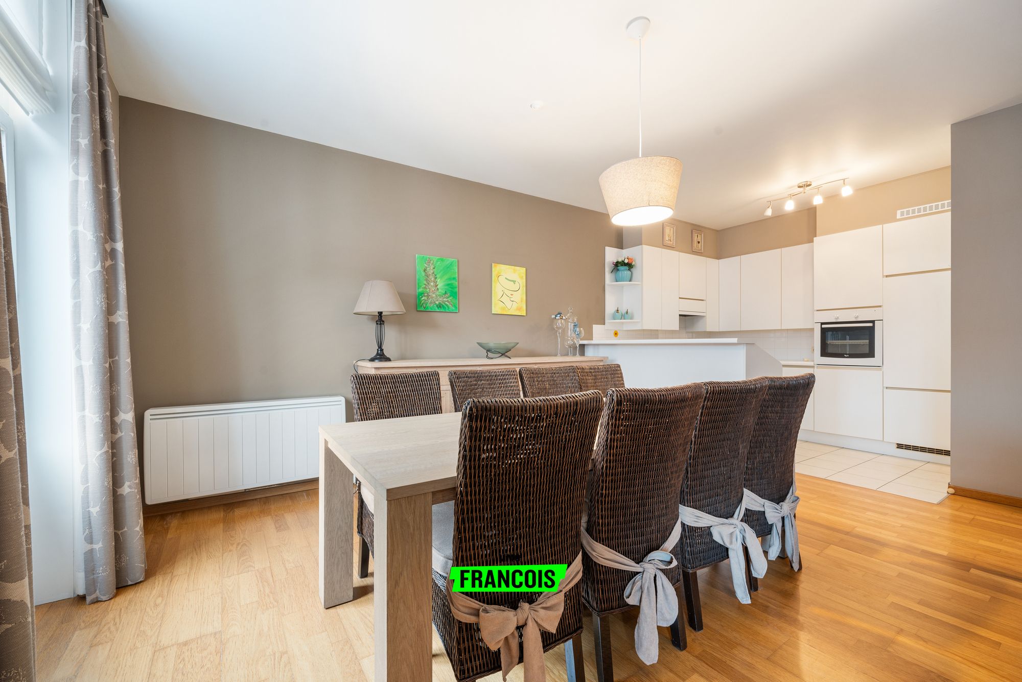 Ruim appartement met twee slaapkamers in centrum van Blankenberge - foto 4