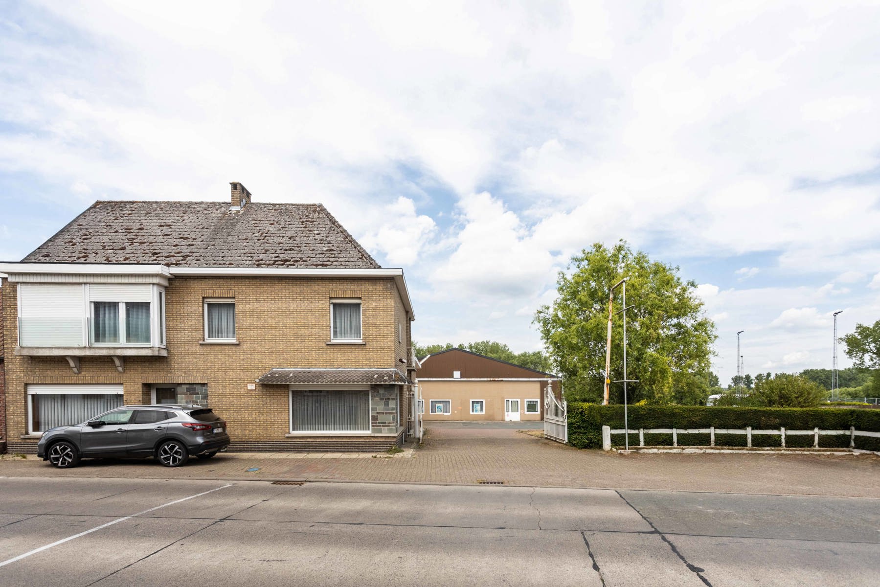 Woning met 4 slaapkamers + garage - foto 1