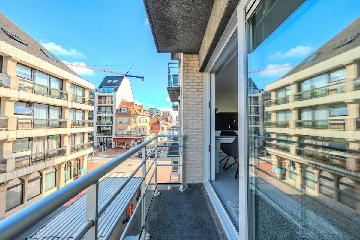 Recente studio met terras te centrum Middelkerke - foto 4
