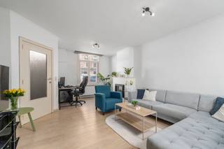 Te koop: instapklaar gesloten huis in Sint-Gillis bij Dendermonde, op wandelafstand van het station, het centrum en alle voorzieningen.Dit charmante...