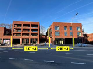 Zoekt u een strategische commerciële TOP locatie te huur te Waterloo ?8 units gelegen rechtover shopping Rich'L - op de hoek Boulevard Henri Rolin /...