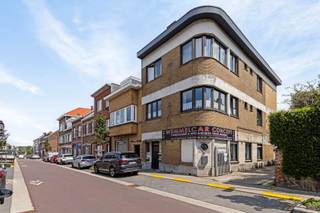 Au cœur de Wemmel, à distance de marche des commerces, des écoles, de la place du marché et des transports en commun, se trouve ce...