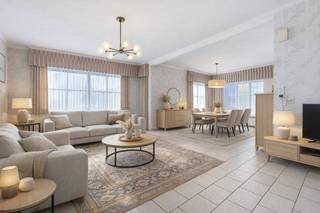 Op zoek naar een ruime, alleenstaande woning in een rustige buurt vlakbij het centrum van Staden?Met een totale oppervlakte van 521m² geniet je van...