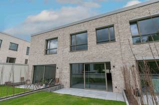 Energy-efficient NEW-BUILD PROPERTY with 3 bedrooms + 1 study in the new Flora Gardens neighbourhood in Mechelen-Zuid, with views of green...