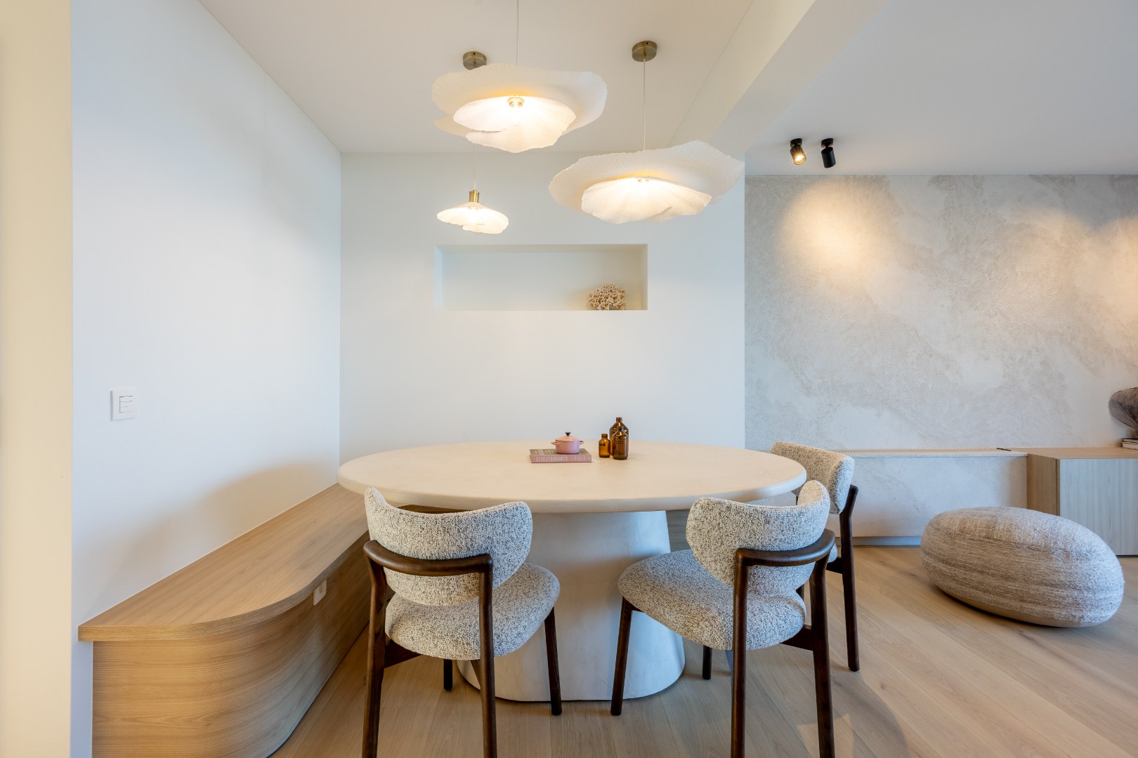 Luxueus afgewerkt appartement met frontaal zeezicht in het hartje van Sint-Idesbald - foto 4