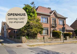 Bewoonbare oppervlakte van 364 m24 ruime slaapkamersWoning met karakter en veel authentieke elementenZeer ruime garage/magazijn geschikt voor...