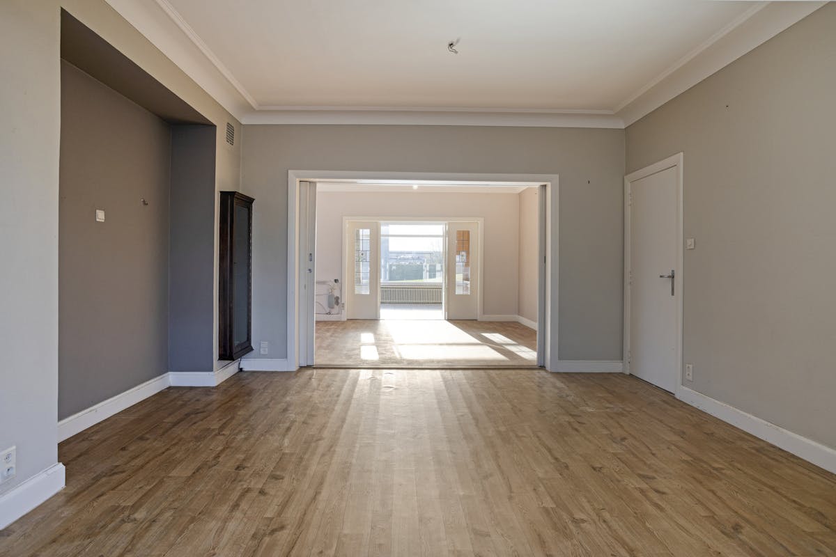 Ruime woning met loods op 2.127m² te Lo-Reninge. - foto 4