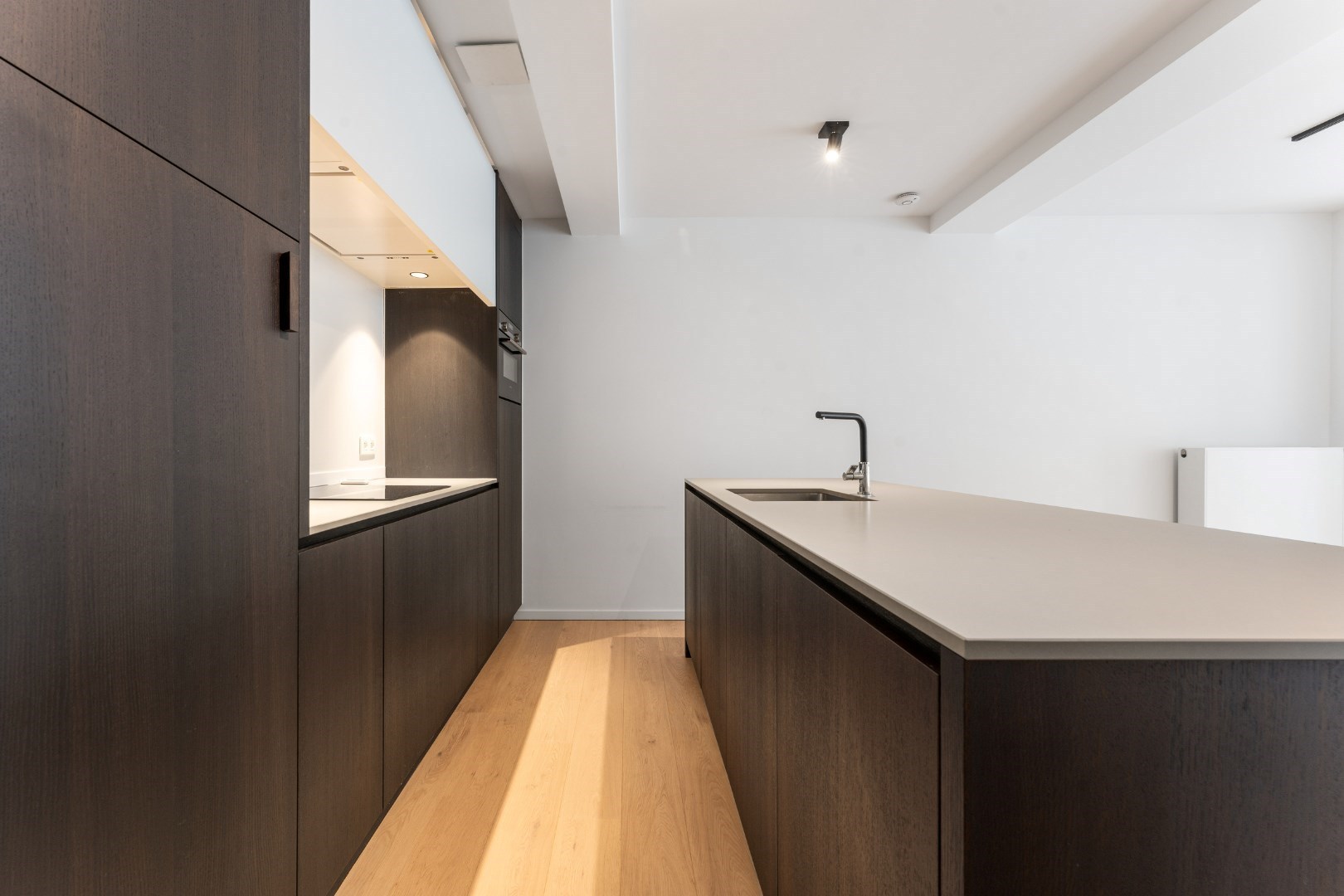 Schitterend villa-appartement aan het van Duyseplein - foto 5