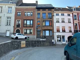 Vous êtes à la recherche d'un appartement prêt à l'emploi dans un emplacement de choix ? Cet appartement spacieux et entièrement rénové est situé...