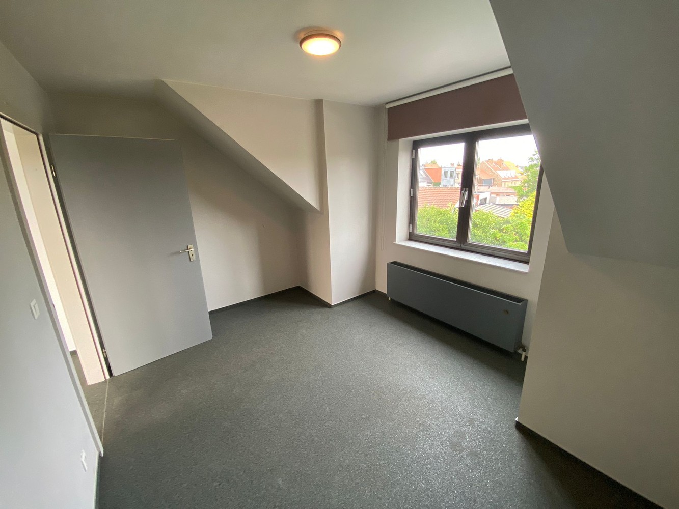 Appartement te huur in Lanaken met 1 slaapkamer - foto 4