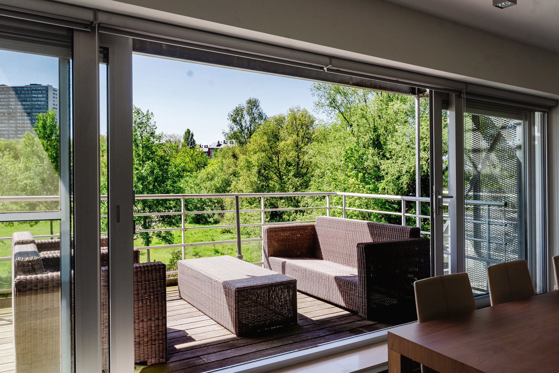 Ruim appartement met 3 slaapkamers aan het Groenevalleipark  - foto 2
