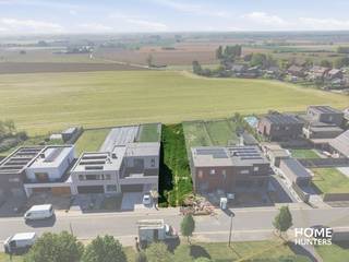 In een rustige wijk te Mesen bevindt zich deze aantrekkelijke bouwgrond met een totale oppervlakte van 424 m². Dankzij de perceelbreedte van...