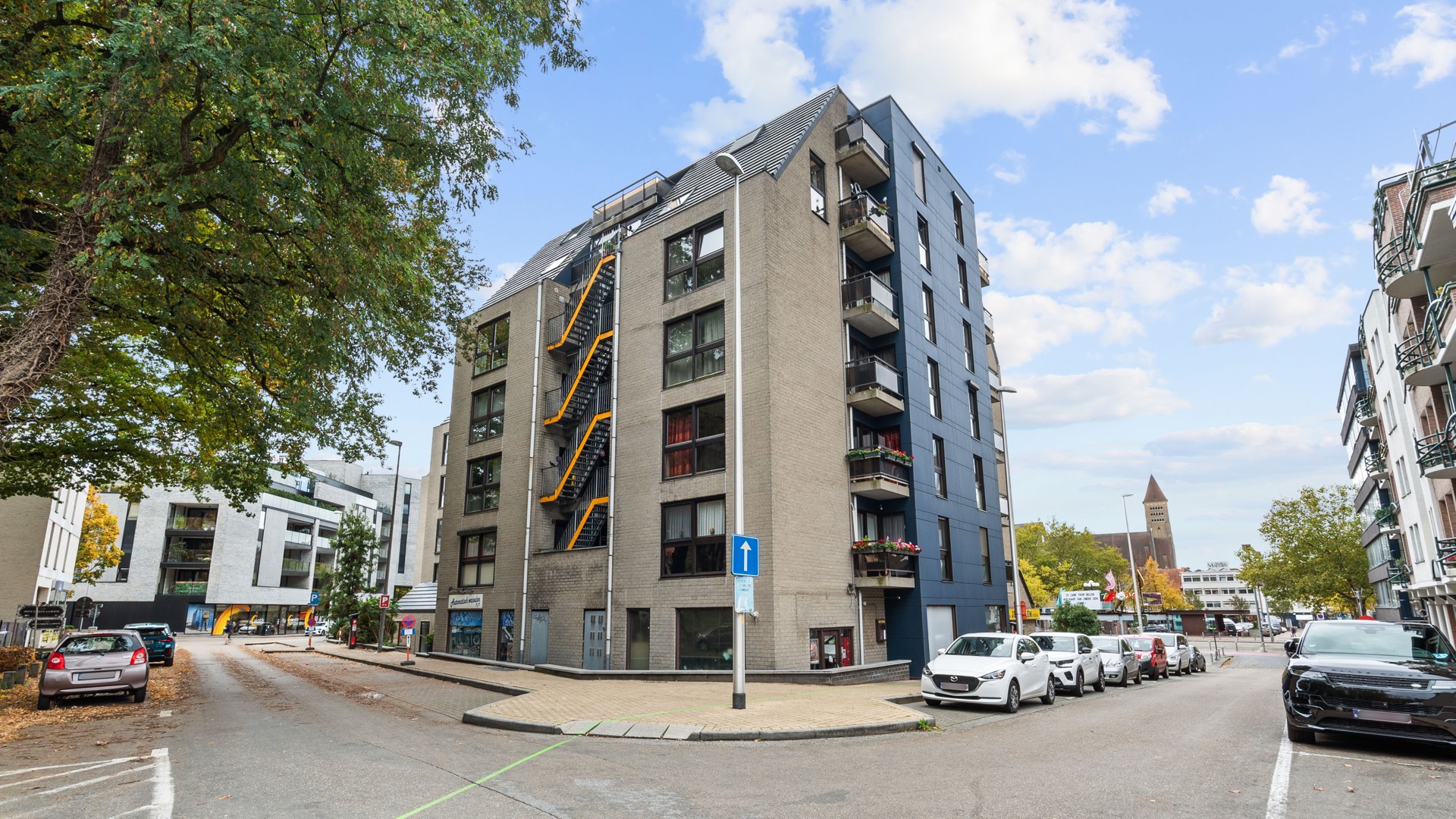 2 slkprs appartement in Genk centrum - foto 1