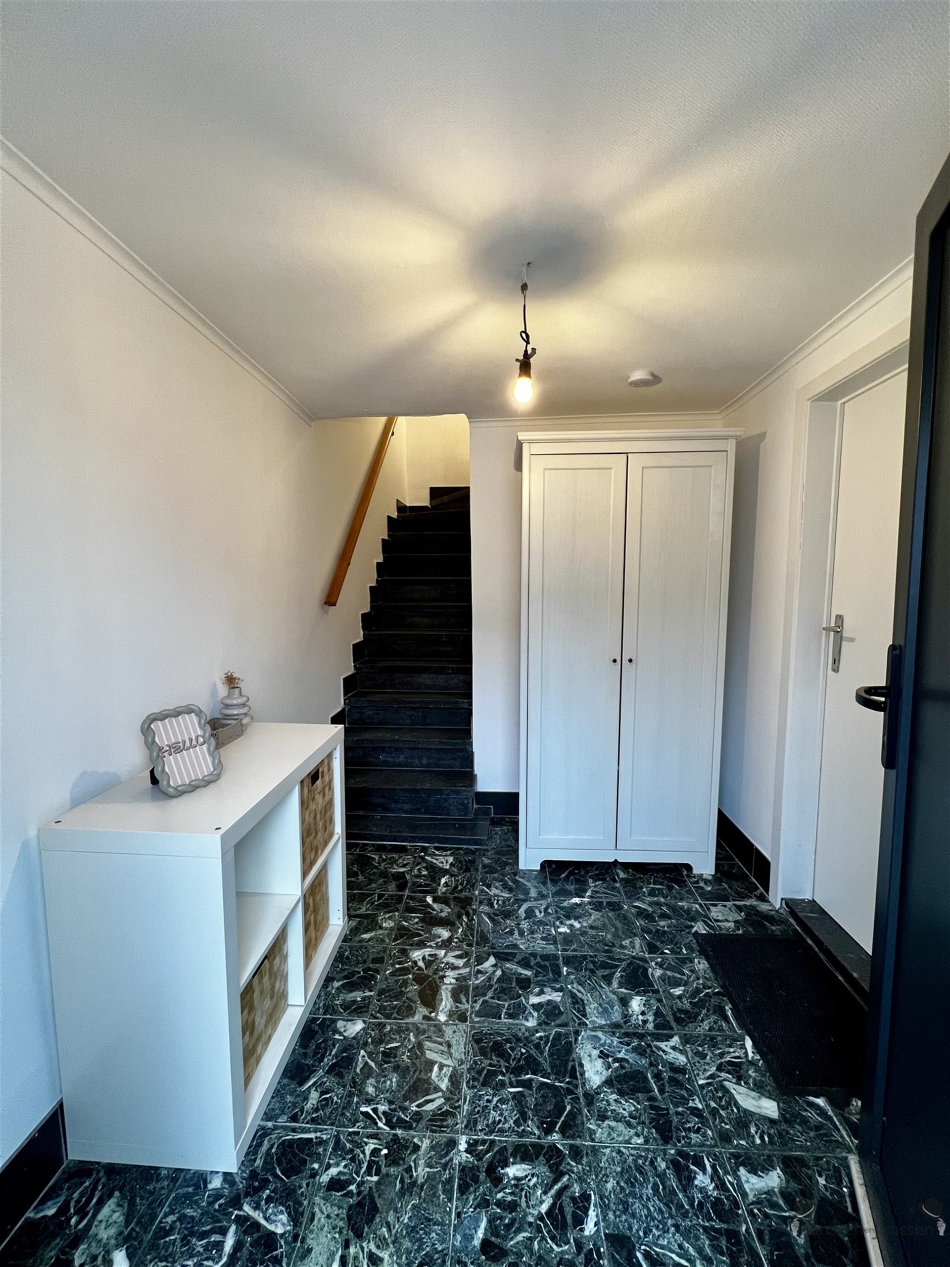 Bel-etage met inpandige garage & tuin - foto 2