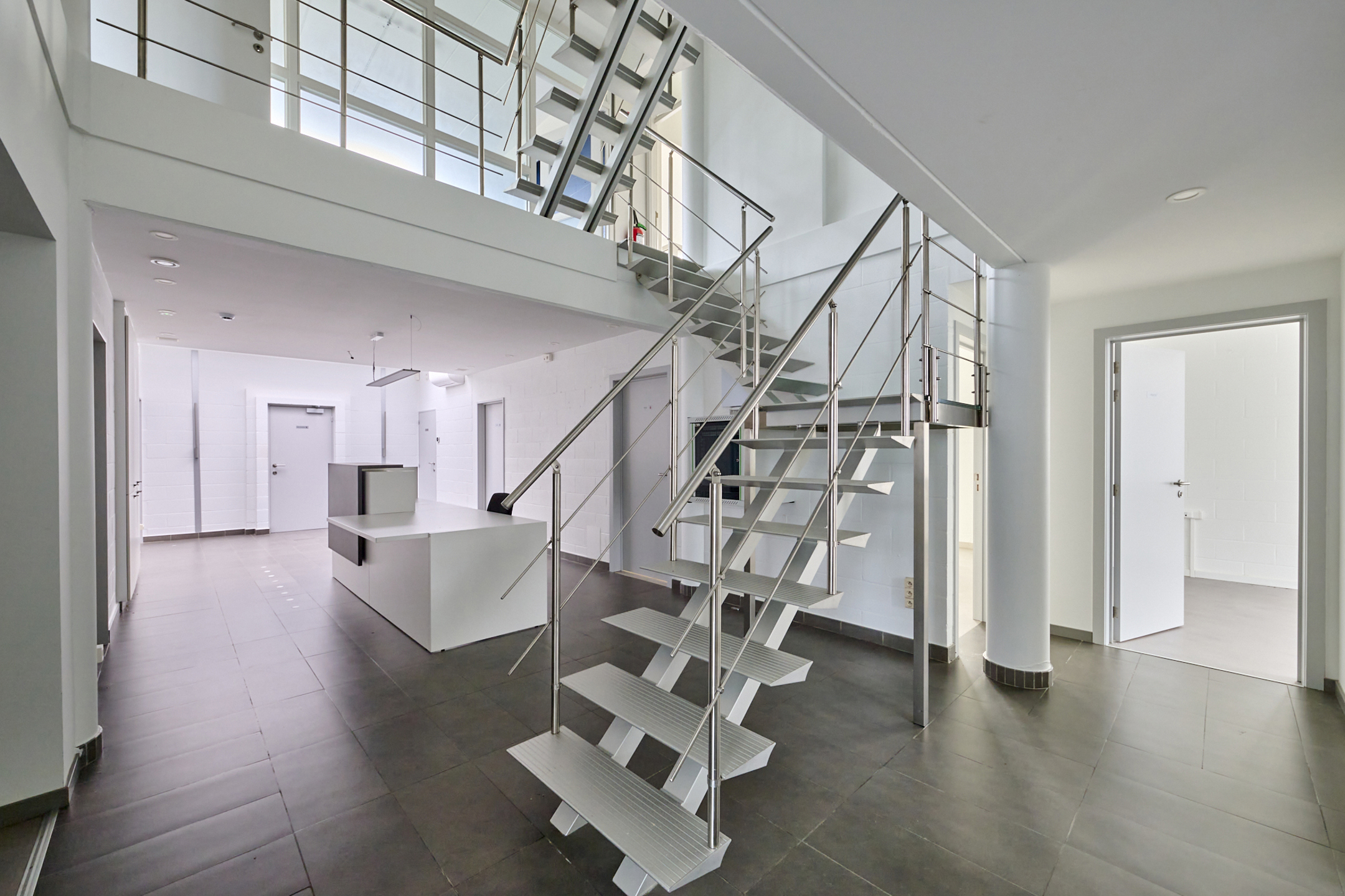 Multifunctioneel gebouw in Hasselt - foto 3