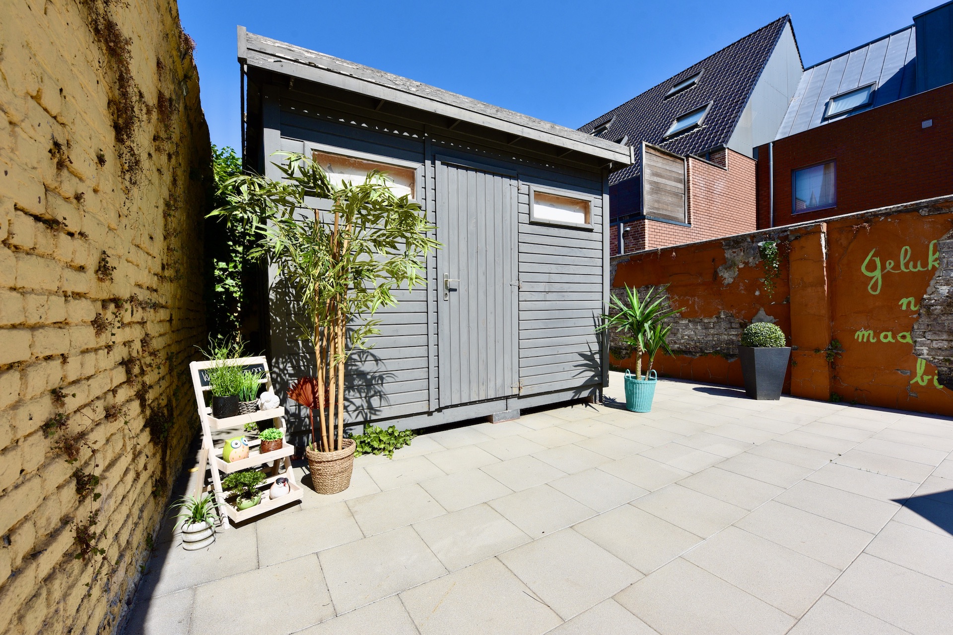 Zonnig gelijkvloersapp met 2 slpk, grote binnentuin, nabij de markt - Bieden vanaf 200.000 EUR* - foto 4