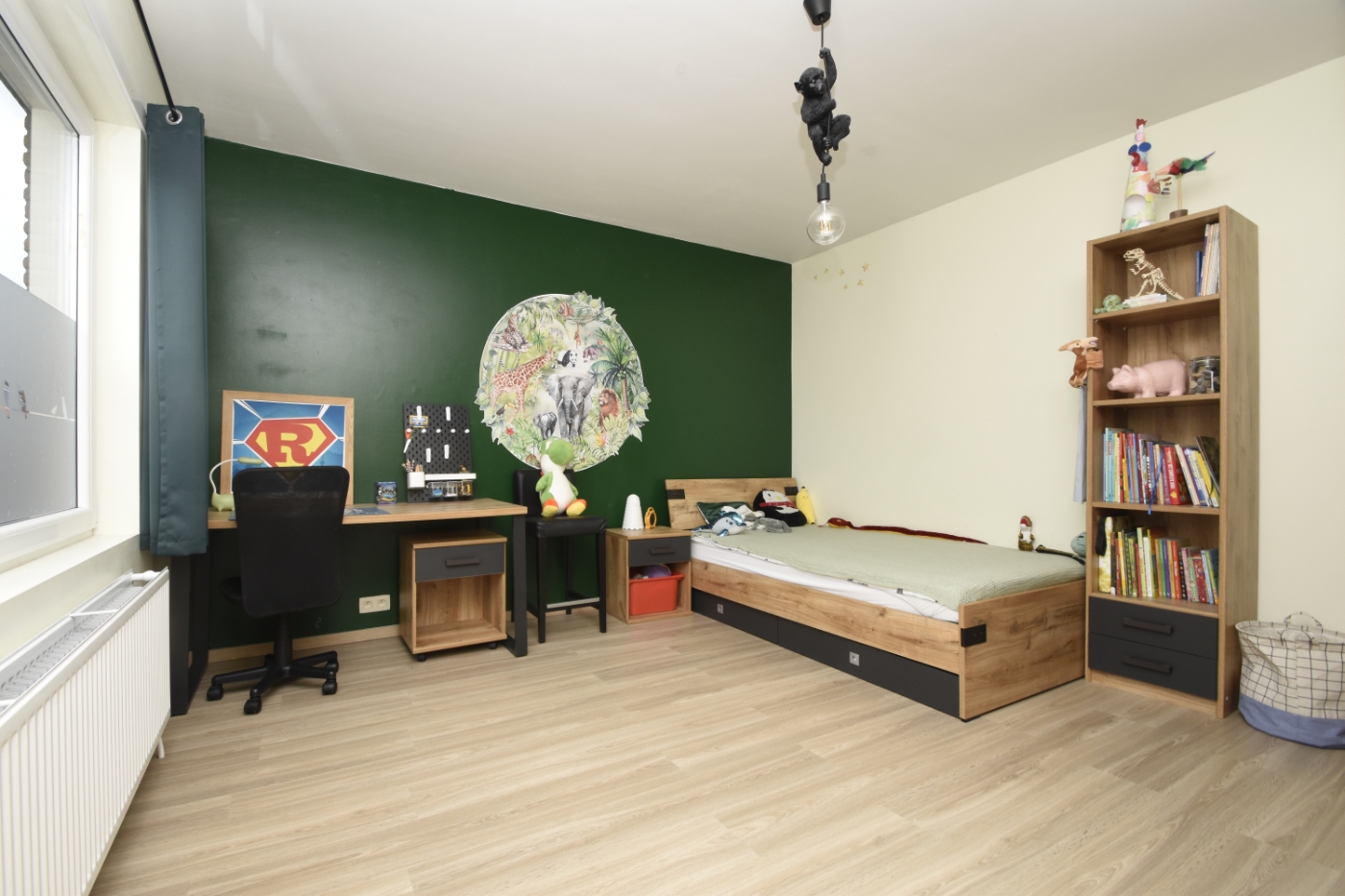 Instapklare gezinswoning met 3 slaapkamers, fietsenberging en tuin in Kruibeke - foto 3