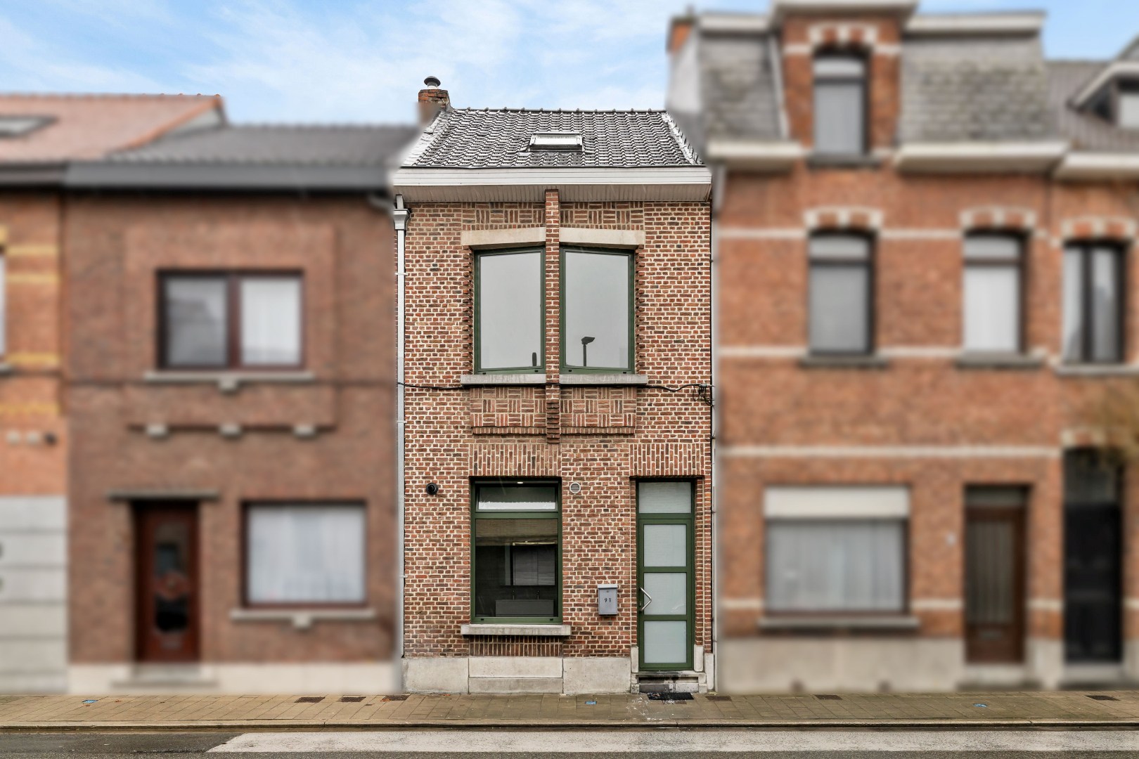 INSTAPKLARE WONING MET 4 SLPK EN ACHTERUITWEG - foto 2