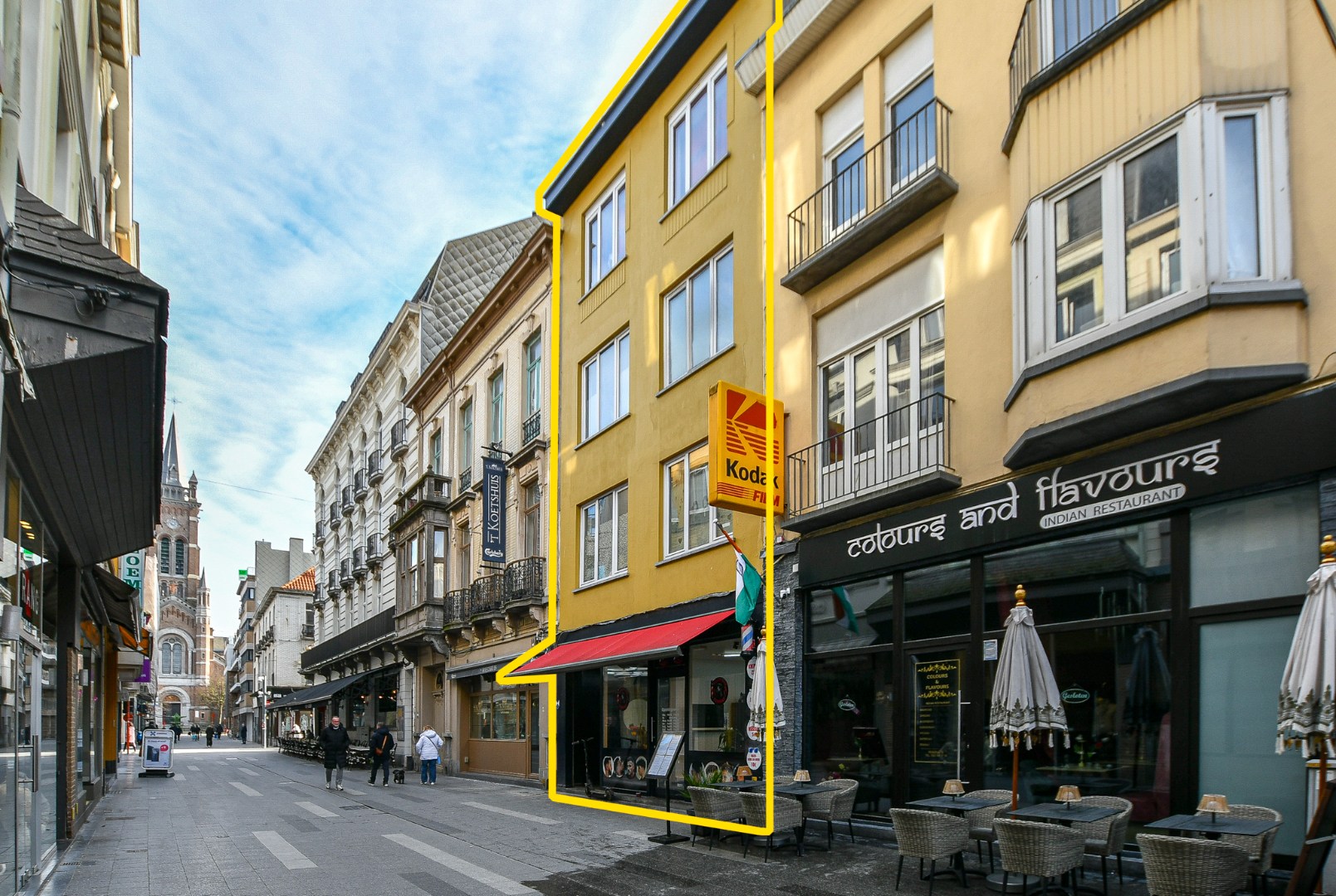 Meersgezinswoning met handelspand & 3 appartementen te koop in hartje Blankenberge! - foto 1